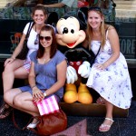 Mickey Mouse und wir Mädels